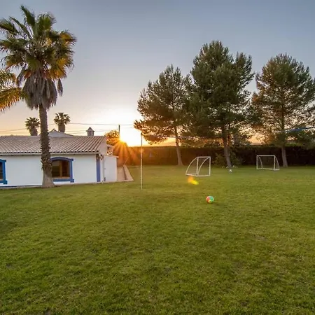 Charme Villa *