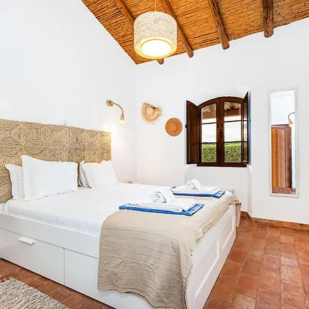 Charme Villa *